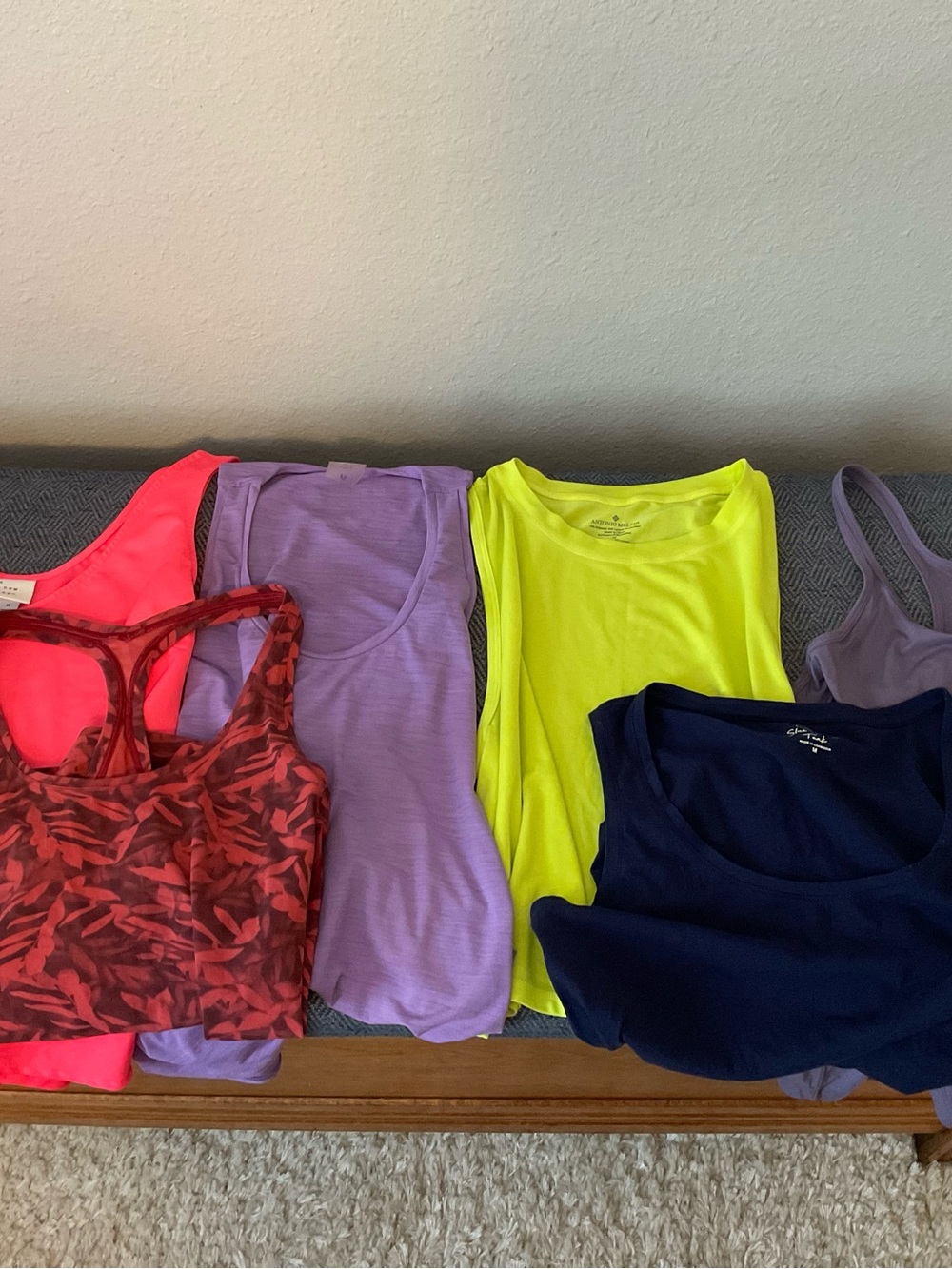 6 Activewear Tanks sz Medium